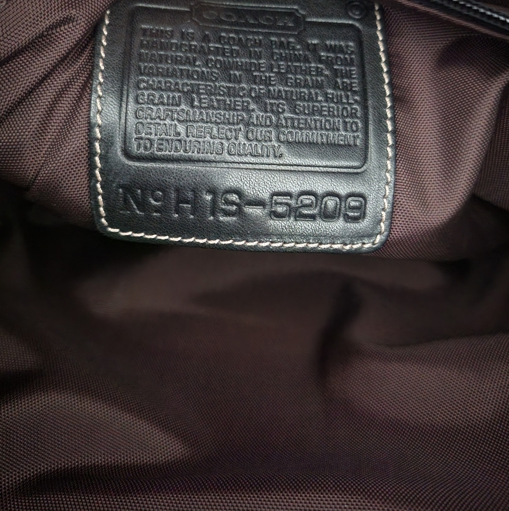 Vintage Coach Dark Brown Leather Multifunctional Bag - # H1S-5209. - Picture 11 of 16